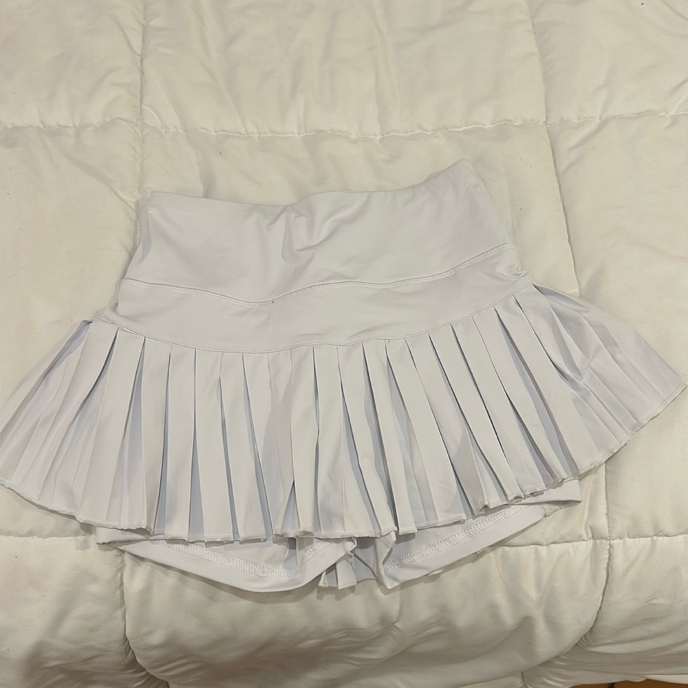 Pleated Amazon skirt
